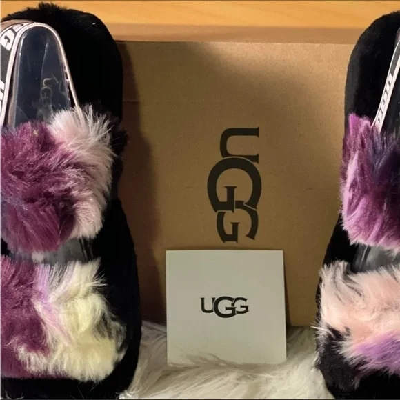 Ugg Size 9 Brand New UGG  SLIDES fluffy comfy sold out design - Picture 3 of 4